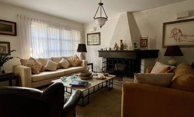 Casa en venta en Lomas de Axomiatla