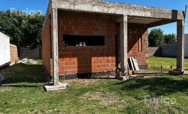 Casa en construcción  a la venta