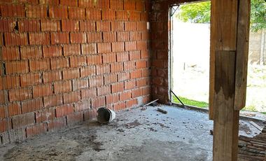 Casa en construcción  a la venta