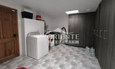 CASA GRANDE, PEÑALOLEN, 4 DORMITORIOS 4 BAÑOS, HOME OFFICE