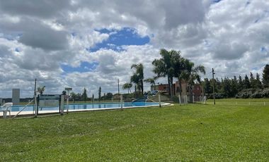 Venta terreno en Lobos Country Club con vista a espacio verde!