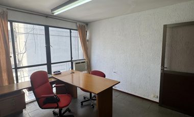 OFICINA EN VENTA . GALERIA LA FAVORITA