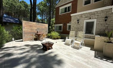 Casa en Venta - 3 Dormitorios 2 Baños - 1042mts2 - Pinamar