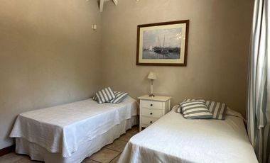 Casa en Venta - 3 Dormitorios 2 Baños - 1042mts2 - Pinamar