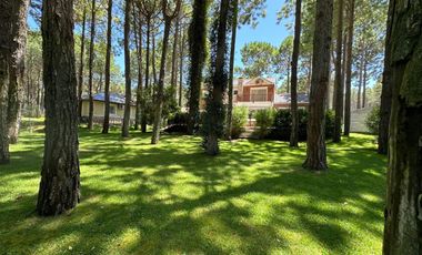 Casa en Venta - 3 Dormitorios 2 Baños - 1042mts2 - Pinamar