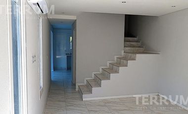 CASA DUPLEX VENTA CANNING BARRIO CERRADO