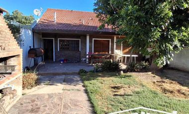 Chalet en pleno Barrio Los Cedros