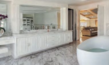 Espectacular Casa en Bosques de las Lomas