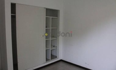 Propiedad en una planta en Altos de Hudson