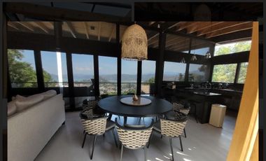 Espectacular casa en Valle de Bravo