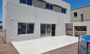 Casa en Venta en Pilar