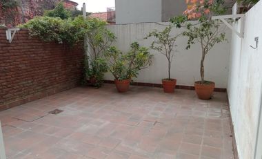 Departamento en  Acassuso