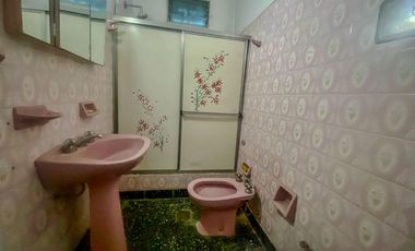 Casa 4 ambientes - Venta - Parque Avellaneda