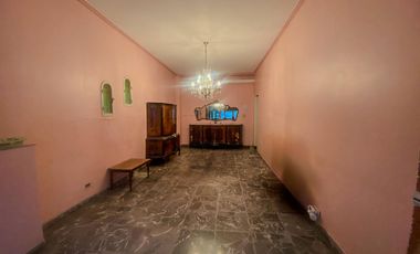 Casa 4 ambientes - Venta - Parque Avellaneda