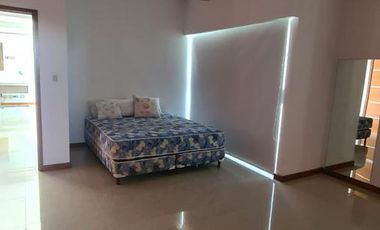 Casa en Alquiler Anual amoblado a la Laguna San Benito Villanueva Tigre