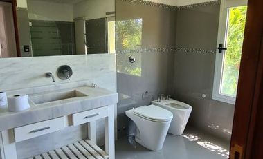 Casa en Alquiler Anual amoblado a la Laguna San Benito Villanueva Tigre