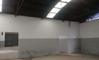 Deposito en Villa Ballester. Se vende con RENTA CALZADA