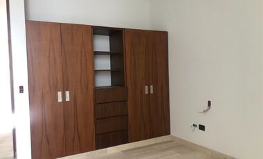 Casas en Venta de 4 recámaras en privada Margaritas 190. Mérida, Yucatán.