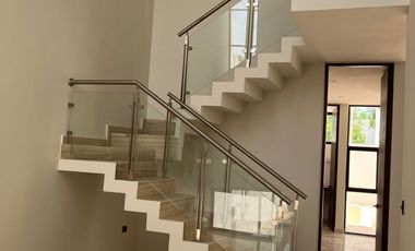 Casas en Venta de 4 recámaras en privada Margaritas 190. Mérida, Yucatán.