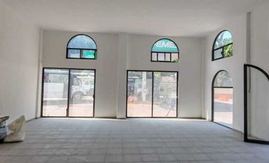 LOCAL COMERCIAL TIENDA DE CONVENIENCIA XOCHIMILCO-RENTA
