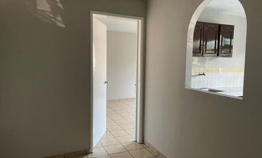 Se renta departamento en Jardines Alcalde, Guadalajara