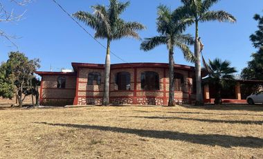 VENTA DE CASA EN IXTLAHUACAN DE LOS MEMBRILLOS, A PIE DE CARRETERA, INVERSIÓN, G