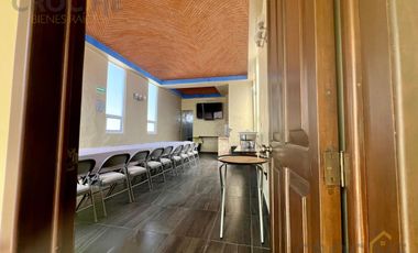 Edificio comercial en venta ideal para restaurante u oficinas en la zona de los Sauces