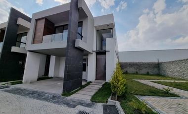 RENTA DE CASA EN RESIDENCIAL ALCAZAR EN SAN MATEO ATENCO