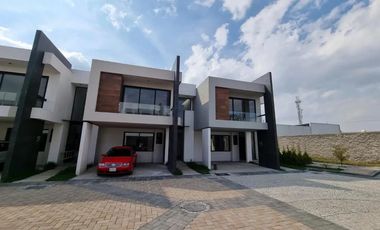 RENTA DE CASA EN RESIDENCIAL ALCAZAR EN SAN MATEO ATENCO