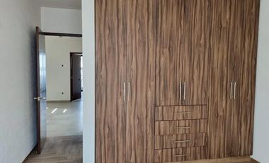 RENTA DE CASA EN RESIDENCIAL ALCAZAR EN SAN MATEO ATENCO
