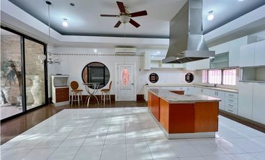 VENTA MANSIÓN, OBARRIO (1)