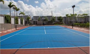 BRISAS DE GOLF / PH VICTORIA / 345M / 3 HABITACION + EMPLEADA 4 BAÑO
