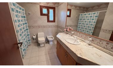 3 DORMITORIOS (2 SUITES)  EN EL GOLF