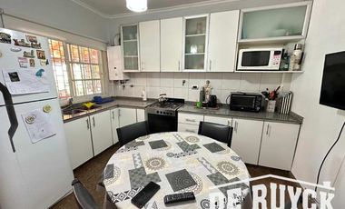 Casa en venta en Quilmes Oeste
