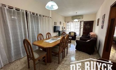 Casa en venta en Quilmes Oeste