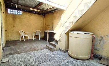 VENTA CASA 3 AMB C/COCH. Y TERRAZA APTA CREDITO