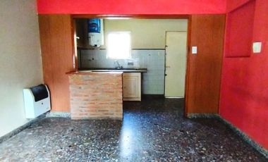 VENTA CASA 3 AMB C/COCH. Y TERRAZA APTA CREDITO