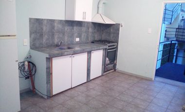DEPTO 2 AMB CHICO CON COCHERA EN COMPLEJO CON PISCINA EN TIGRE MAIPU 313
