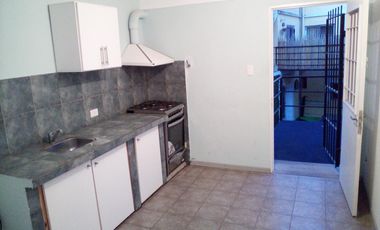 DEPTO 2 AMB CHICO CON COCHERA EN COMPLEJO CON PISCINA EN TIGRE MAIPU 313