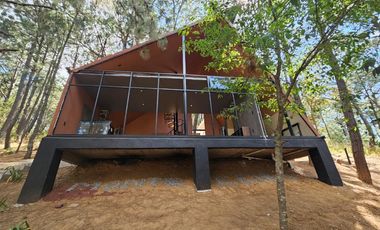 Bonito conjunto de 4 cabañas y una cabaña chalet de 2 plantas en venta en Mazamitla, Jalisco