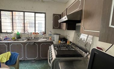CASA EN VENTA PARA REMODELAR O DEMOLER COL. TALLERES - MTY