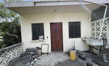 CASA EN VENTA PARA REMODELAR O DEMOLER COL. TALLERES - MTY