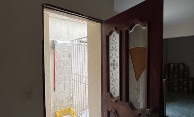 CASA EN VENTA PARA REMODELAR O DEMOLER COL. TALLERES - MTY
