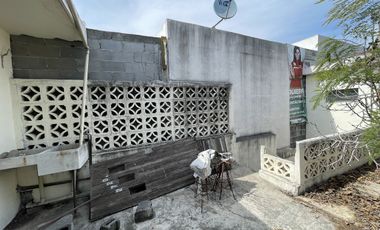 CASA EN VENTA PARA REMODELAR O DEMOLER COL. TALLERES - MTY