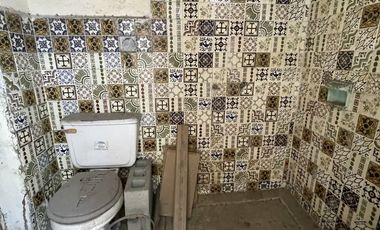 CASA EN VENTA PARA REMODELAR O DEMOLER COL. TALLERES - MTY