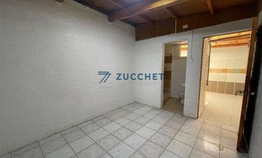 Casa en Arriendo en Ubicada a pasos de Avenida Pajaritos