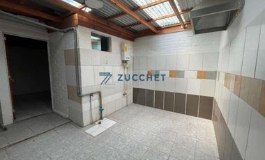 Casa en Arriendo en Ubicada a pasos de Avenida Pajaritos
