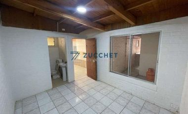 Casa en Arriendo en Ubicada a pasos de Avenida Pajaritos