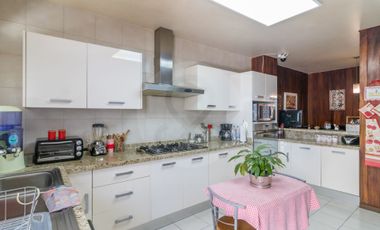Casa en venta en Letrán Valle
