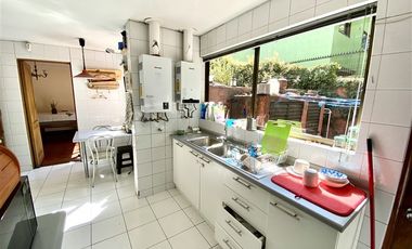 Casa en Arriendo en Acogedora propiedad en Condominio / Tranquilo y residencial